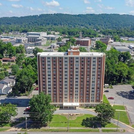 Cozy 1 Bedroom Apartment In Downtown Gadsden, Al Экстерьер фото