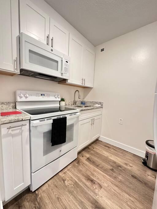 Cozy 1 Bedroom Apartment In Downtown Gadsden, Al Экстерьер фото